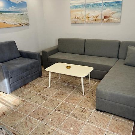 Fishta Apartments Q5 35 เวลิโปเยอ ภายนอก รูปภาพ
