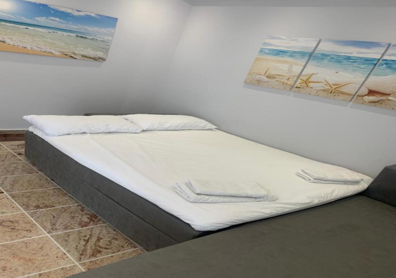 Fishta Apartments Q5 35 เวลิโปเยอ ภายนอก รูปภาพ